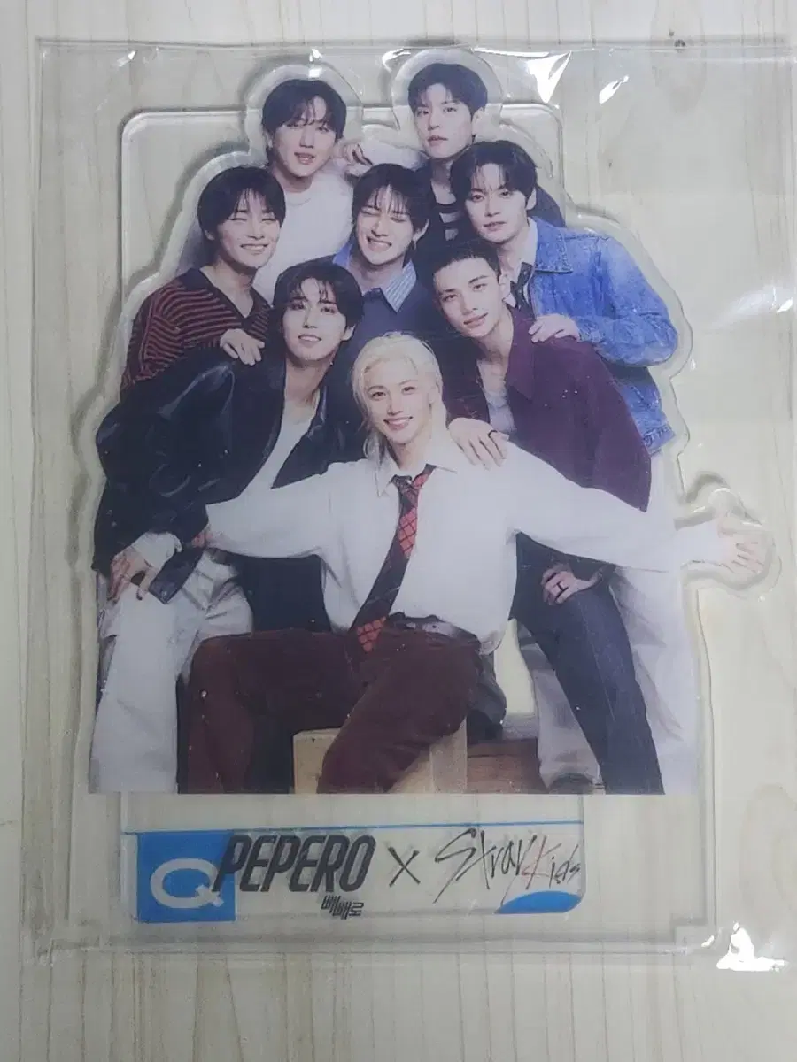 Skiz Pepero Acrylic Stand