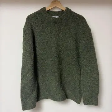 [ ZARA ] 부클레 니트 스웨터