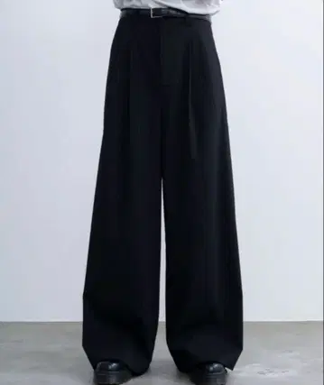 [ SINSS ] 2턱 와이드 스트레이트 스트라이프 슬랙스