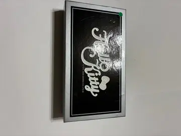 헬로키티 실버 지갑 뜨개질 디자인