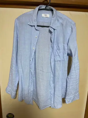 UNIQLO 긴팔 셔츠 M 라이트 블루 핑크 포켓 부착