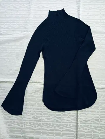 UNIQLO 마메 리브 니트 M 스웨터