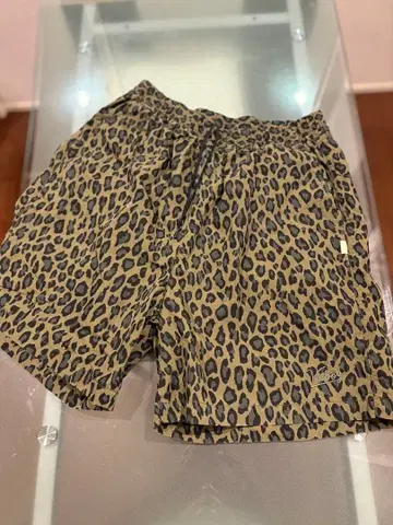 Veloz 레오파드 무늬 숏팬츠