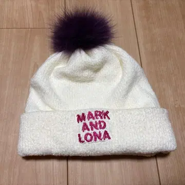 MARK AND LONA 화이트 니트 모자