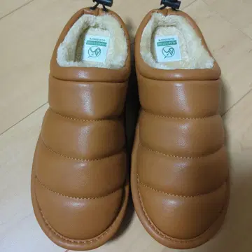 FREAK'S STORE 보아 슬립온 브라운