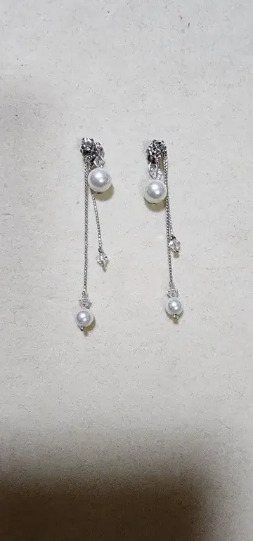 펄과 크리스탈 드롭 귀걸이