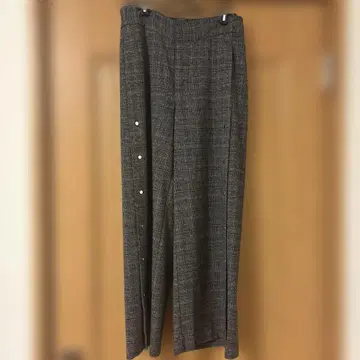 체크 무늬 그레이 와이드 팬츠 사이드 버튼 포함