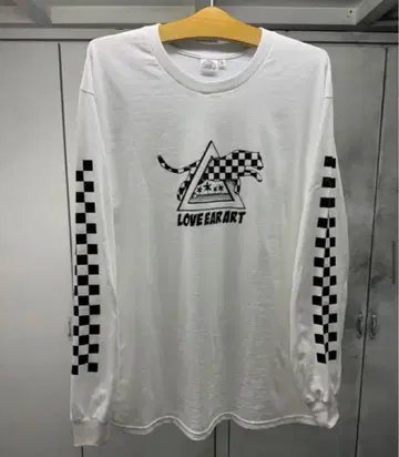 새상품 L 러브이어 아트 롱 슬리브 티셔츠 롱티 조인츠