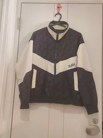 X-girl sport 윈드 브레이커