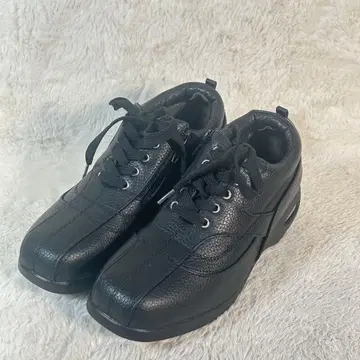 하자품 미사용품 [ BELLE JEANNE ] 블랙 스니커즈 사이드 지퍼