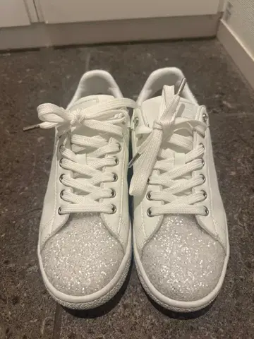 플러스 다이애나 글리터 스니커즈 화이트 24.5