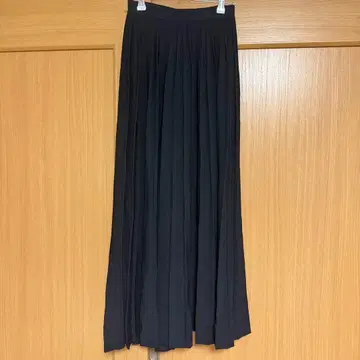 새상품급 FRAY I.D 블랙 니트 플리츠 스커트 시스루 디자인 허리밴딩