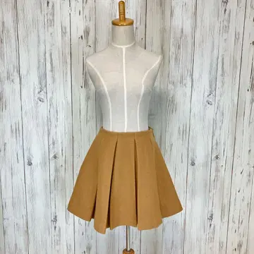 뷰티풀피플 울 카멜색 플레어 스커트