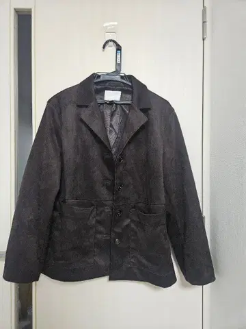 다크 브라운 버튼 자켓 EUR S