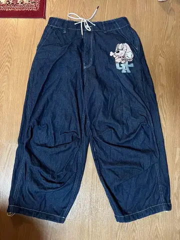 갈피 자수 와이드 데님 팬츠