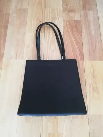 GUESS 게스 토트백 블랙 나일론 소재 방수