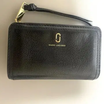 마크제이콥스 지갑 이단 접이식 MARC JACOBS