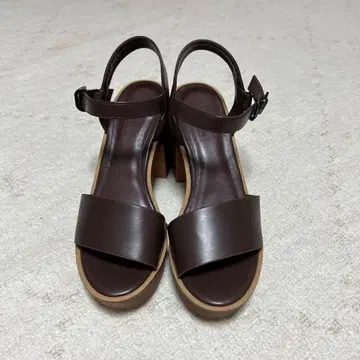 LOWRYSFARM 브라운 백 스트랩 샌들