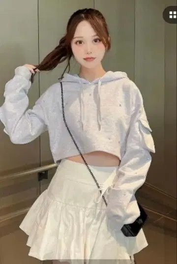 크롭 비쥬 후디 그레이