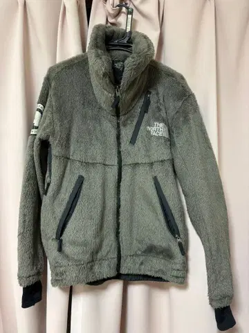THE NORTH FACE 언터크티카 버사 로프트 자켓