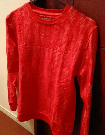 MAMMUT 마무트 맨투맨 빨간색