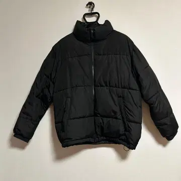 남성용 다운 자켓 블랙