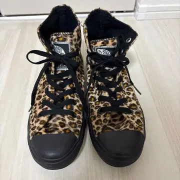 VANS 하이컷 스니커즈