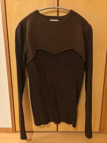 브라운 리브 니트 긴팔 사이즈 F