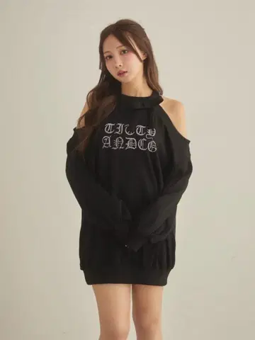 아메슬리 라메 맨투맨 원피스 TITTY&CO.