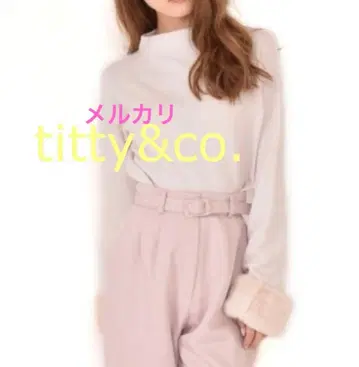 titty&co. 에코 퍼 슬리브 니트 풀오버 티티 상의