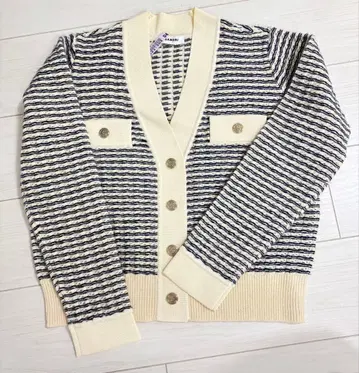 SANDRO 실버 버튼 니트 가디건