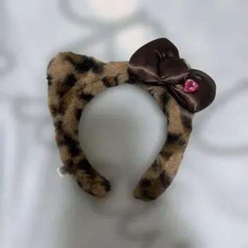 유니버셜 USJ 키티 머리띠 레오파드 무늬 브라운 리본