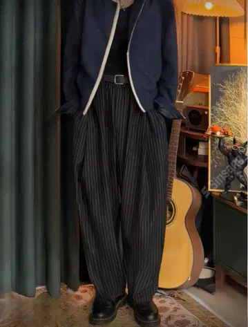 스트라이프 와이드 팬츠 (한국 셀렉)