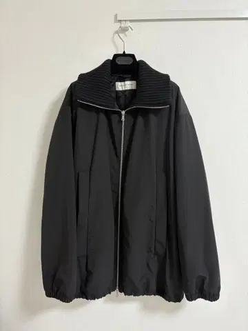 드리스반노튼 봄버 자켓