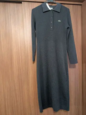 미사용 새상품 LACOSTE 리브 니트 원피스