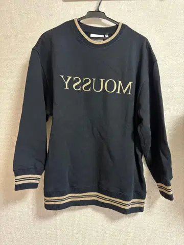 moussy 맨투맨 트레이닝복 로고 거꾸로 로고