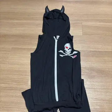 GLAVIL 뿔 달린 올인원 갸루 의류