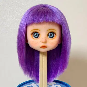 세리아 인형 커스텀 헤드 가발 퍼플 주근깨