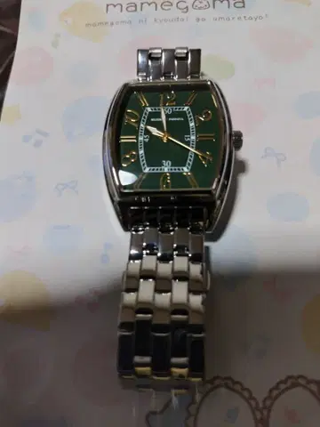 그린 다이얼 토노형 아날로그 시계