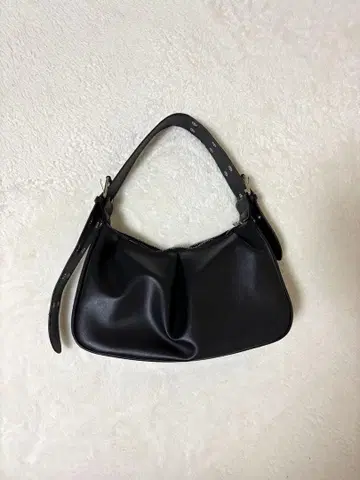 un/neu 핸드백 숄더백 블랙