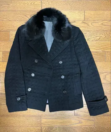 K.T 코트 블랙 중고품