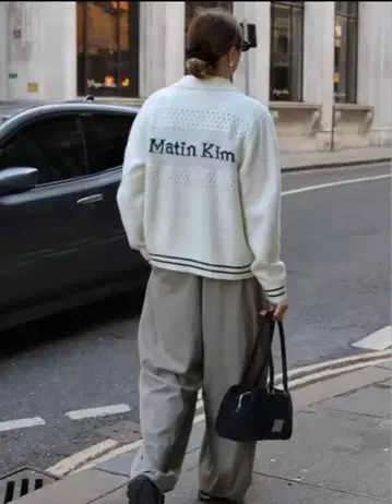 matin kim 집업 니트 화이트 새상품급