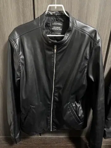 SPLENDID SATISFACTION 블랙 가죽 자켓