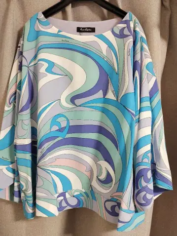 [미사용 새상품 택 포함] 앙코 키네 조젯 마블 프린트 블라우스