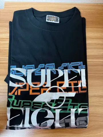 새상품 SUPEREIGHT 초 아레나 투어 T셔츠