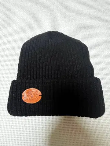 IL BISONTE 블랙 니트 모자 비니