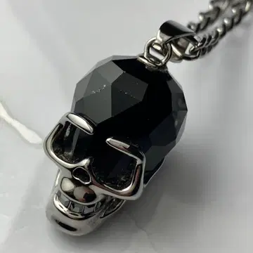 스와로브스키 스컬 목걸이