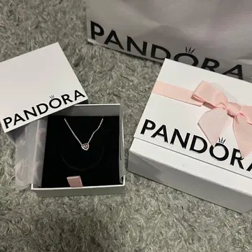 Pandora 하트 목걸이