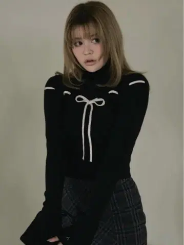 andmary Lilian ribbon tops black