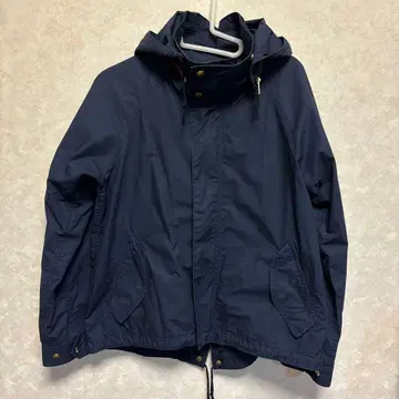 유나이티드 애로우즈 마운틴 후드티